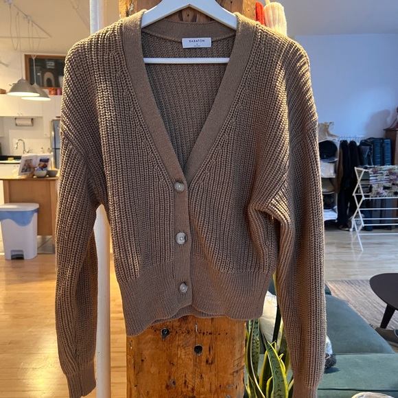 Aritzia Babaton Cardigan size small - Picture 1 of 4